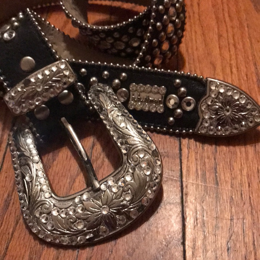 Authentic B.B. Simon belt **relisted**